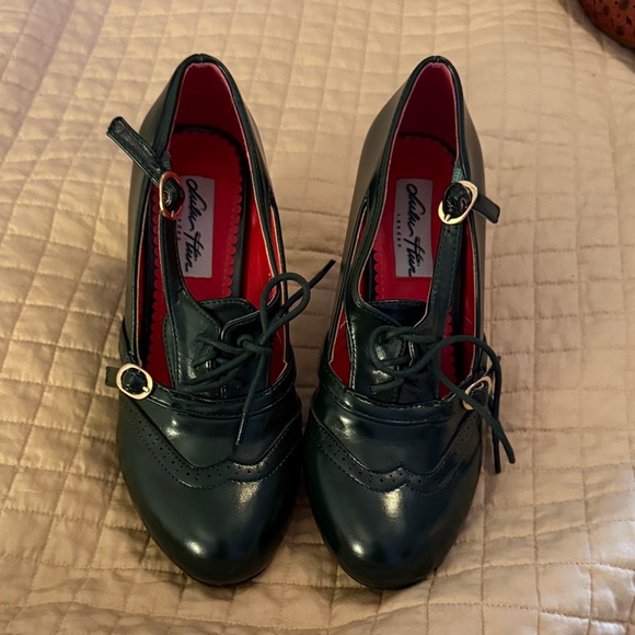Dark Green Lace-Up Heels Used - Picture 1 of 6